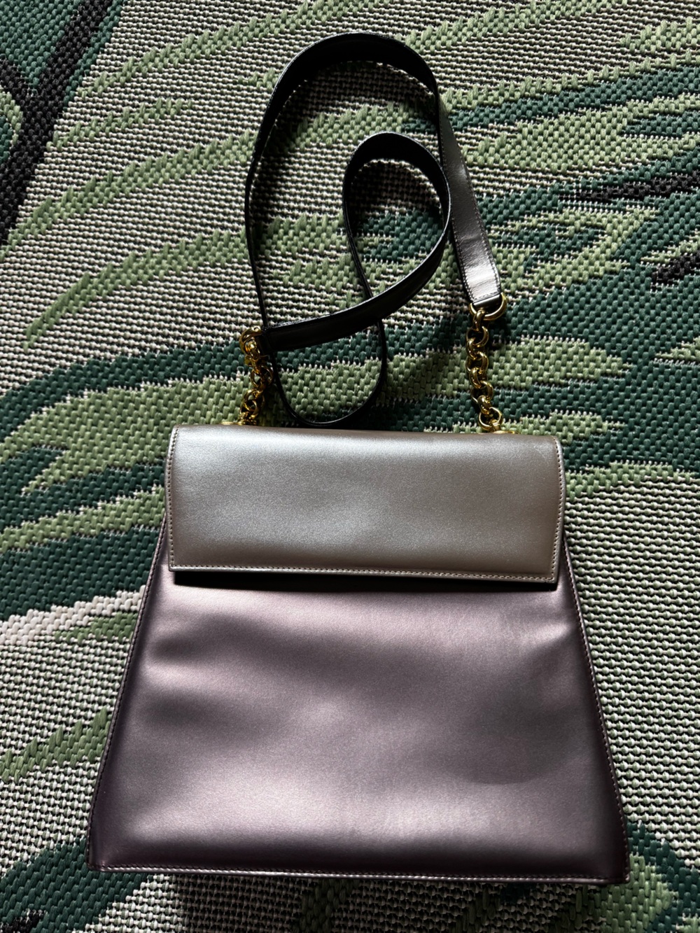 Vtg Salvatore Ferregamo Metallic Gancini Shoulder Bag Pre-owned